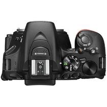 Câmera Digital Nikon D5600 24.2MP 3.2" Lente AF-P DX NIKKOR 18-55MM VR + 70-300MM ED foto 1