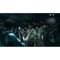 Game Resident Evil Revelations Xbox One foto 3