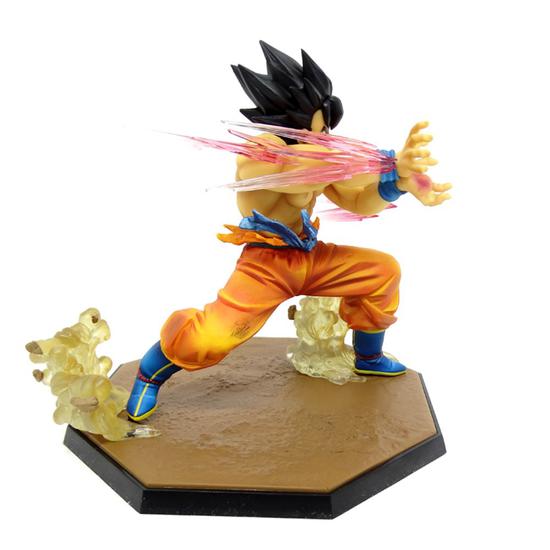 Boneco Bandai Dragon Ball Z Goku Saiyan na loja Atacado Games no Paraguai 