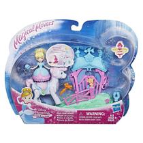 Boneca Hasbro DPR E0249 Pony Ride Stable Cinderella
