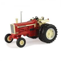 Trator Ertl Case Ih Big Farm - Farmall 1206 Red 46296 - Escala 1/16