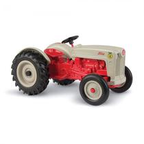 Trator Ertl Ford - Naa Tractor With Ffa Logo Red/Cream 13916 - Escala 1/16