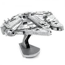 Miniatura de Montar Metal Earth Iconx Star Wars - Millennium Falcon ICX200B