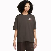 Camiseta Nike Feminina Sportswear M - Marrom FJ9754-237