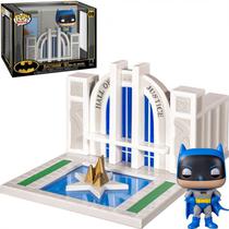 Funko Pop Town Batman 80 Years - Batman With The Hall Of Justice 09