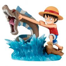 Estatua Banpresto One Piece Log Stories - Monkey D. Luffy VS Local Sea Monster (4067)